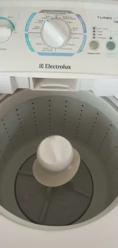 Máquina de lavar 12kg eletrolux