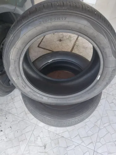 Pneu 215/55R17