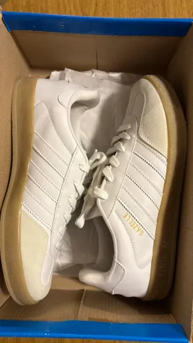 Tênis adidas gazelle unissex