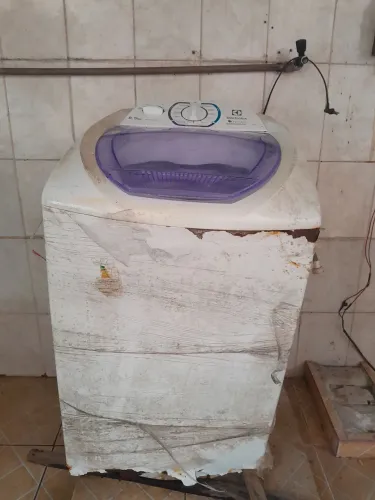 Máquina de lavar Electrolux 8,5kg - para retirada peças