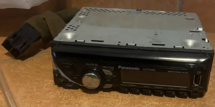 Som Panasonic Automotivo CQ-RX400L (Usado)