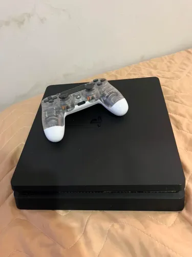 Ps4 slim
