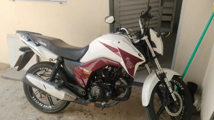 Titan 150