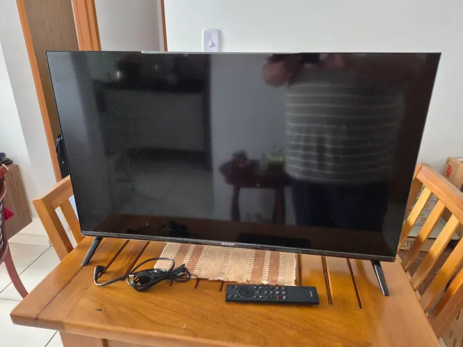 Smart TV SEMP 32" 32S42 - Funcionando perfeitamente