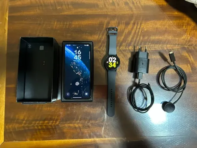 Kit Samsung Galaxy S23 + Galaxy Watch 5