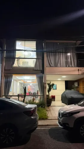VENDE CASA 3 SUÍTES RIVIERA GREEN | PORTEIRA FECHADA