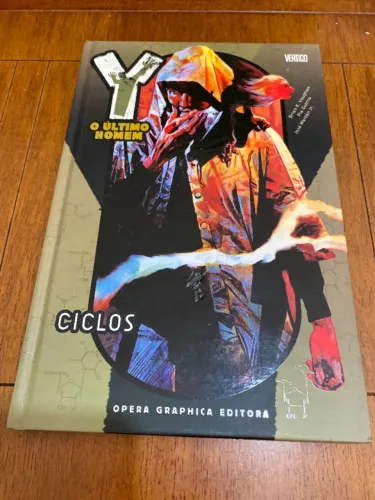 Y O Último Homem - Ciclos - Capa dura - HQ Opera Graphica