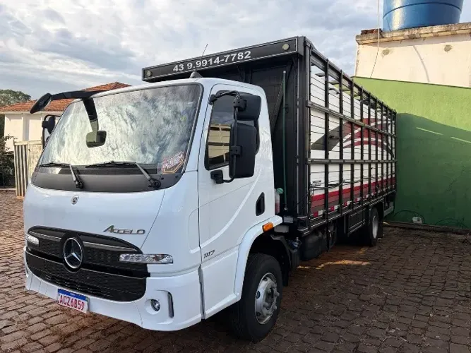 Accelo Mercedes Bens  boiadeiro 1117 2026 km 22500 zap 43/ * sem detalhe