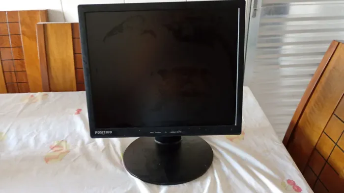 Monitor Positivo 17 polegadas