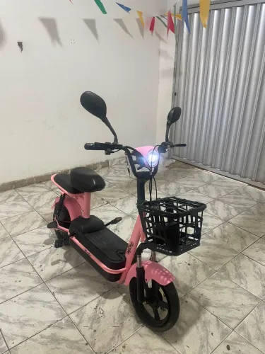 Scooter elétrica