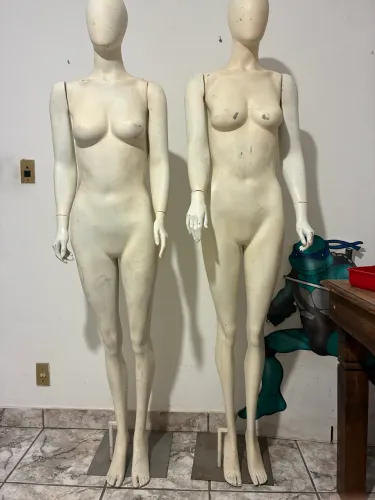 Manequim feminino