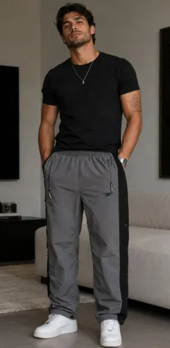 Calça da Speedo Cinza esportiva N° 44/46, bonita, confortável, design moderno.