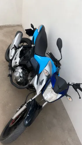 Titan 160