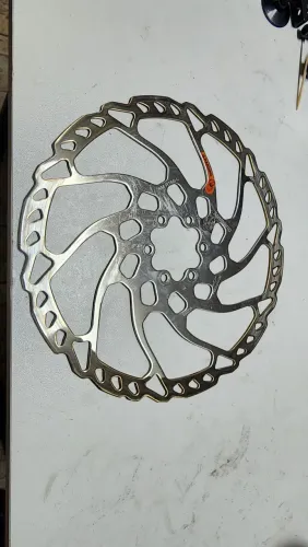 Disco rotor shimano sm rt66 L de 203 mm