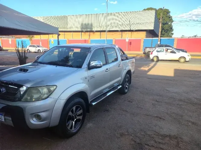 Toyota Hilux CD SR D4-d 4X4 3.0 TDI Dies. 2010