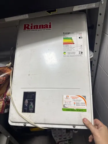 Aquecedor a gás rinnai