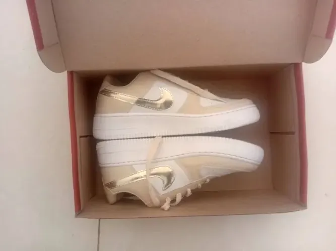 Tenis da Nike.