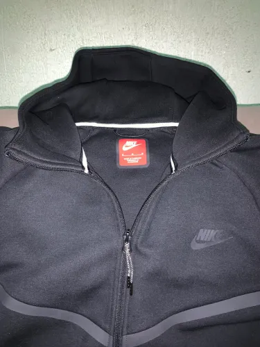 CONJUNTO NIKE TECH