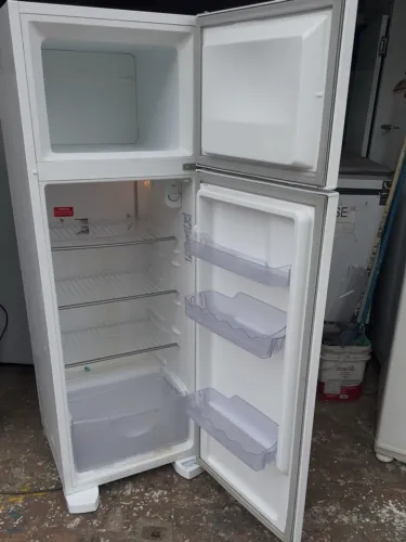 Geladeira Electrolux