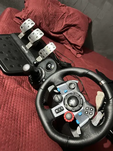 Volante Logitech G29 + Câmbio Manual | Estado de Novo | OLX Pay