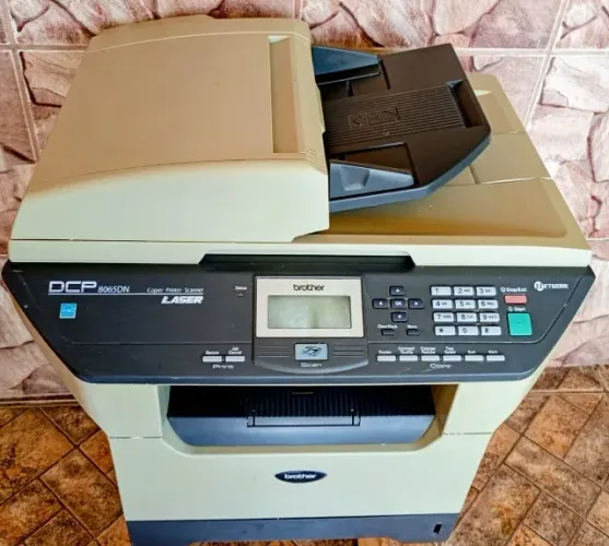 Impressora Multifuncional à Laser Brother DCP 8065 DN- Leia descrição 