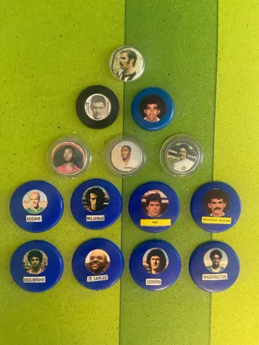 Lote de futebol de botão antigo carinhas anos 70/80 + brinde