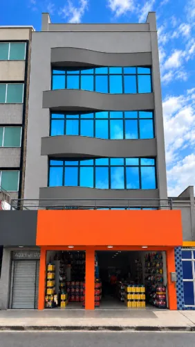 PRÉDIO COMERCIAL PARA ALUGAR NO CENTRO DE NOVA IGUAÇU ? 8 SALAS, ELEVADOR E TERRAÇO