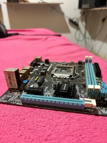 Placa-Mãe Bluecase H61 - Retirada de Peças