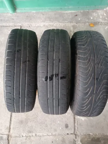 3 PNEUS 13 + AROS DE FERRO , MEIA VIDA BONS