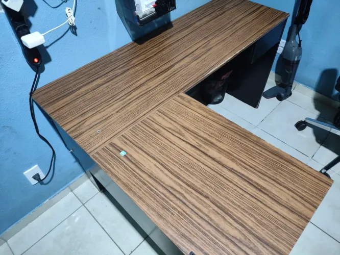 Mesa em L