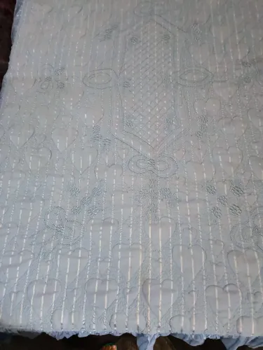 Vendo colcha de casal 