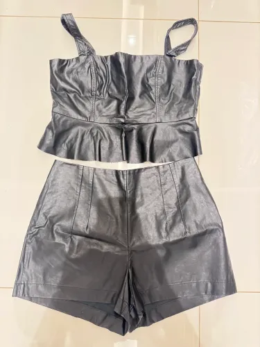 Conjunto preto dhorum