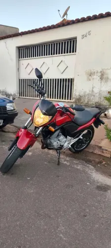 Compra segura! Moto de procedência e muito bem cuidada.
