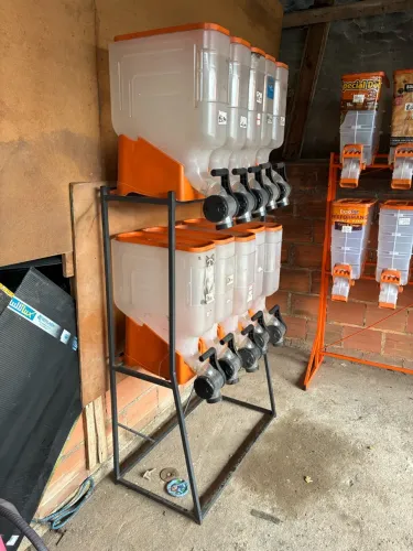 Dispenser de ração 