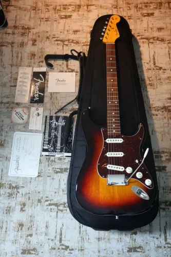 Guitarra Fender Stratocaster John Mayer - 3 Tone Sunburst