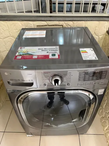 Lava e Seca Smart LG 16kg Motor Inverter Direct Drive Água Fria e Quente
