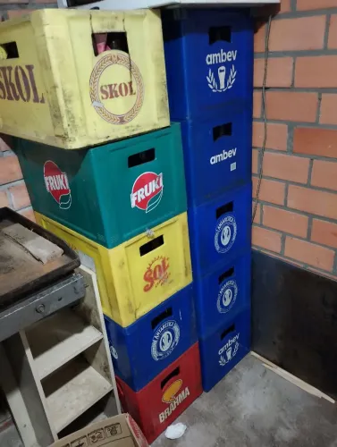 Engradados e garrafas 600ml