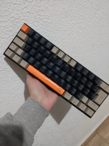 Teclado Mecânico Gamer Redragon Lakshmi 60% - ABNT2 (Impecável)