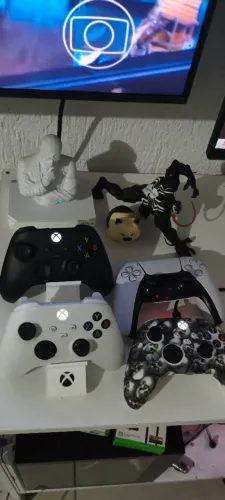 Controle de Xbox e ps5