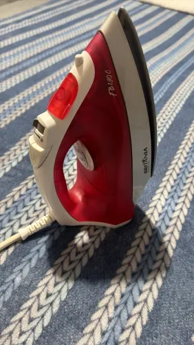 Ferro de passar 127v Britânia