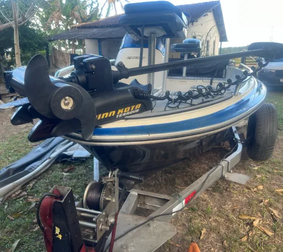 Lancha quest bass17