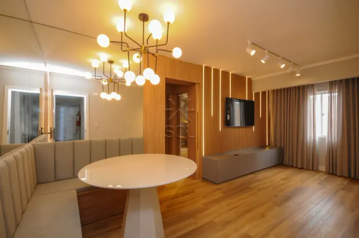 Apartamento semimobiliado à venda no Edifício Foz Residence Service - Centro, Foz do Iguaç