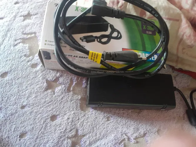 Estou vendendo adaptar do Xbox 360 por 150reais