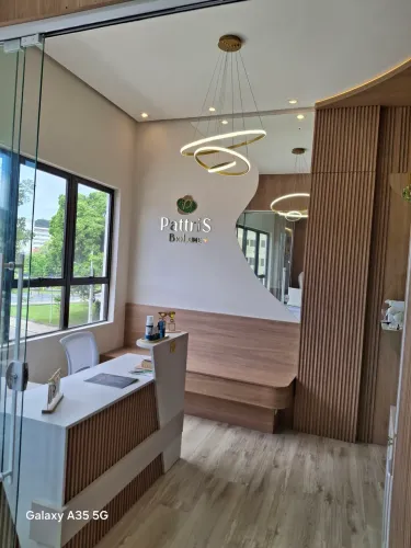 Alugo Sala/Clínica Estética montada e mobiliada