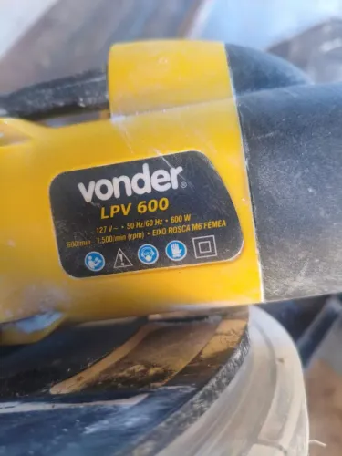 Lixadeira telescópica <br>Vonder R$550<br><br>Usada 5 vezes
