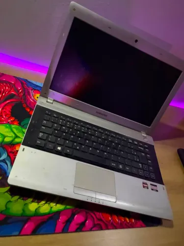 Samsung NP-RV415L<br>Sucata <br>R$80,00