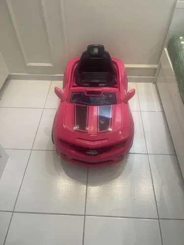 Carrinho elétrico infantil 