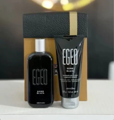 Sapatos e kit de perfume