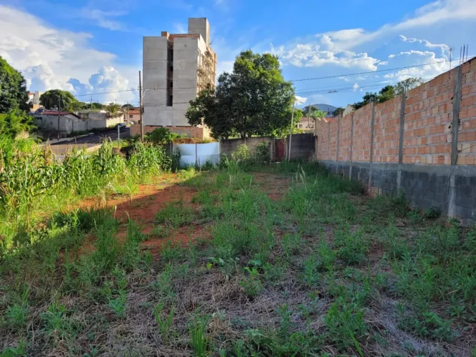 Terreno próximo a Unimed Araxá