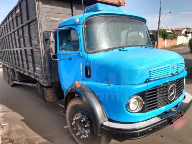 Mercedes 1113 tenho 2 caminhão pra vender